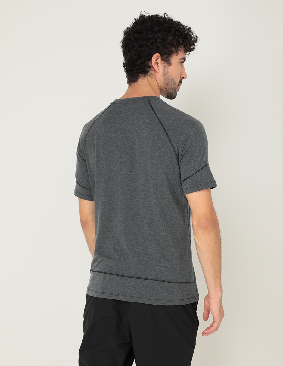Playera deportiva para correr de hombre 2