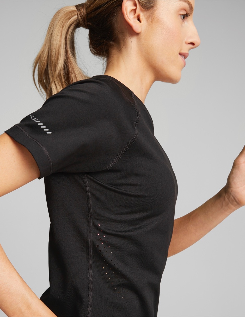 Playera deportiva para correr de mujer 4
