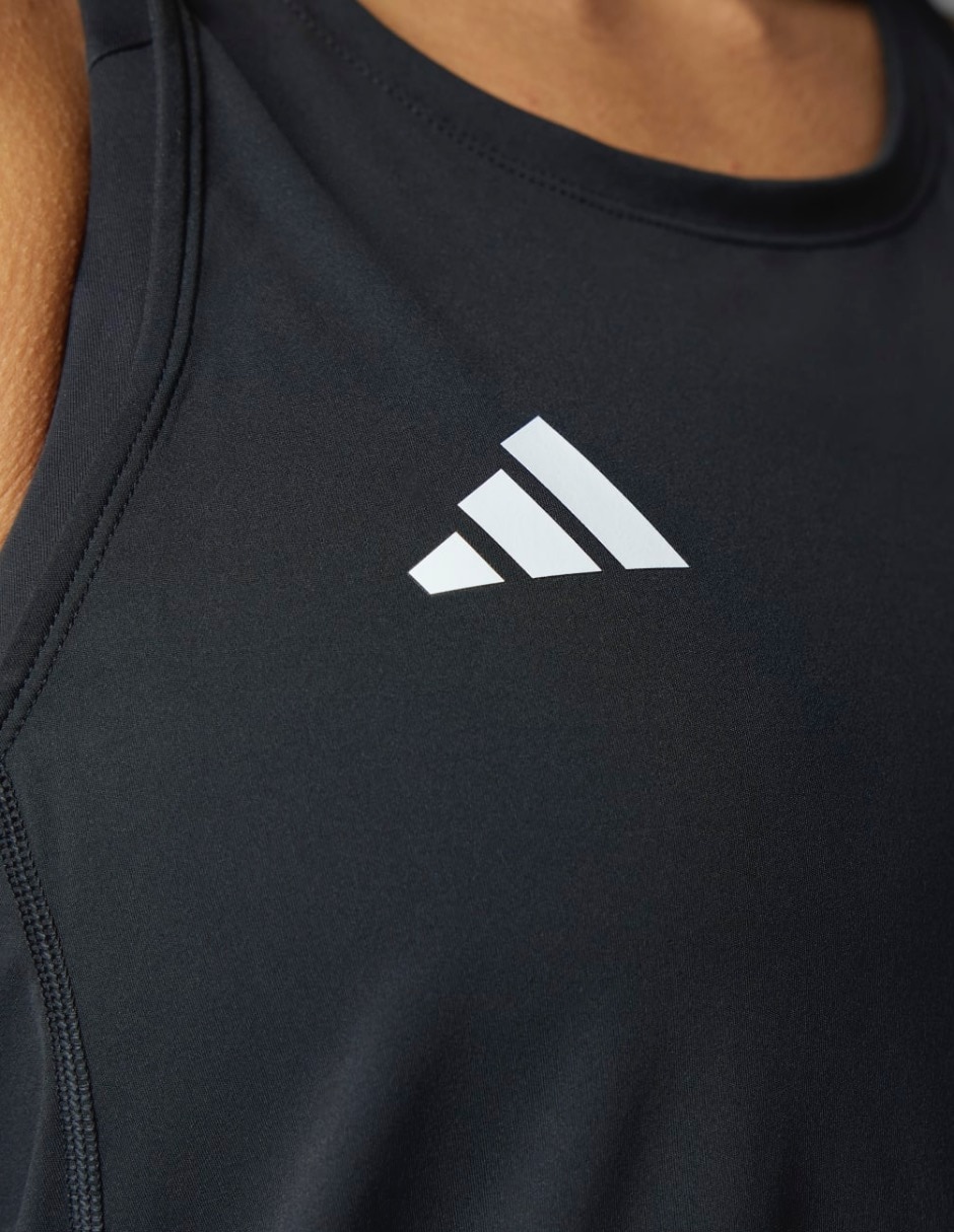 Playera deportiva para correr de mujer 8