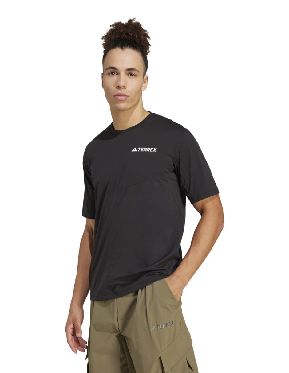 Playera deportiva para excursionismo Adidas de hombre