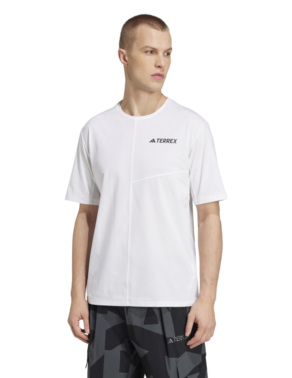 Playera deportiva para excursionismo Adidas para hombre