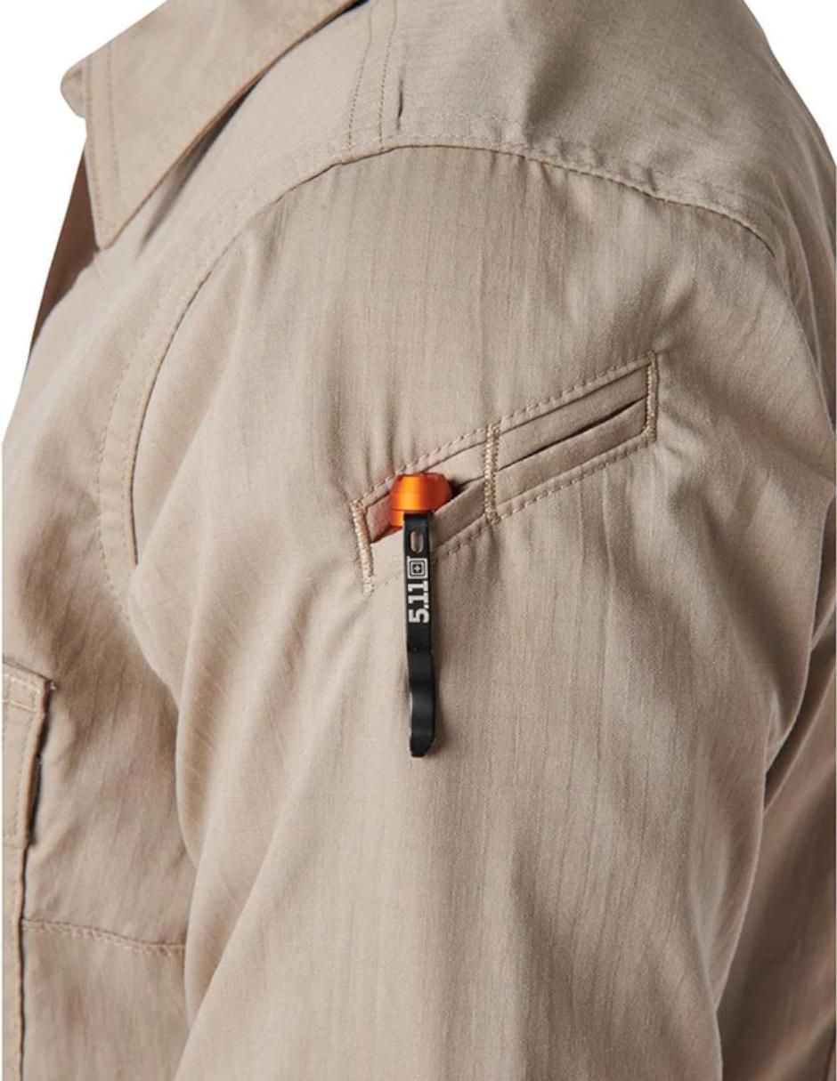 Camisa deportiva para mujer 7