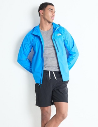 Short con bolsillos para senderismo hombre