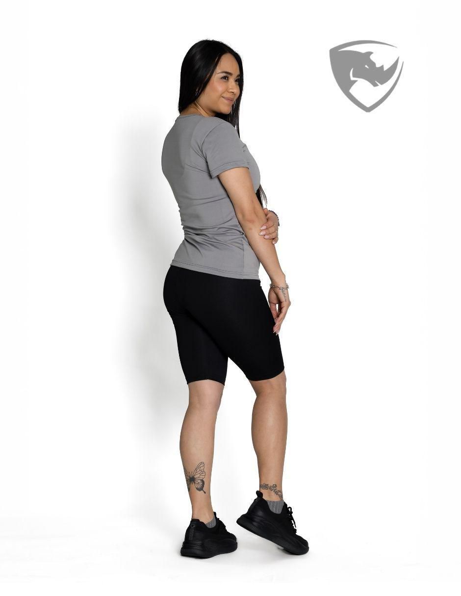 Short con bolsa para entrenamiento mujer