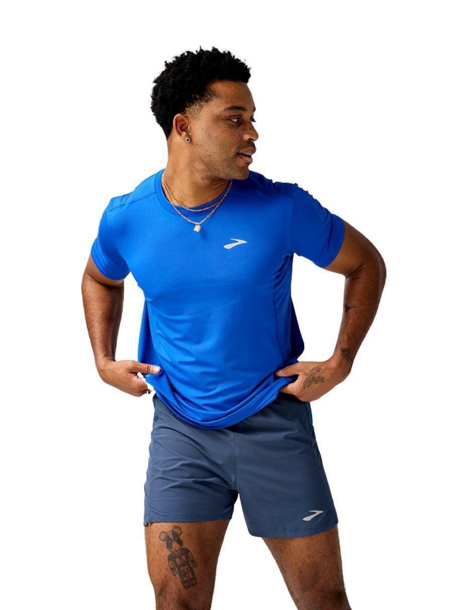 Playera deportiva para correr de hombre 4