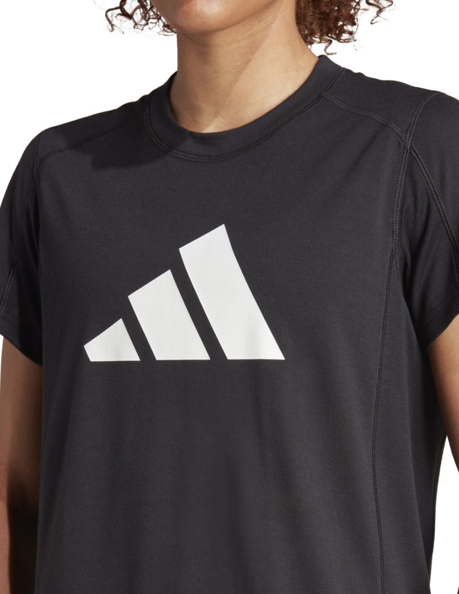 Playera deportiva para entrenamiento de mujer 5