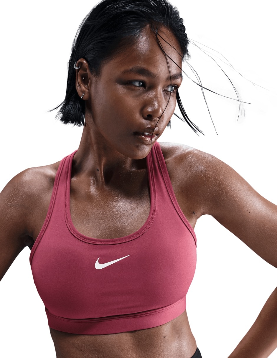 Top deportivo Nike para entrenamiento mujer