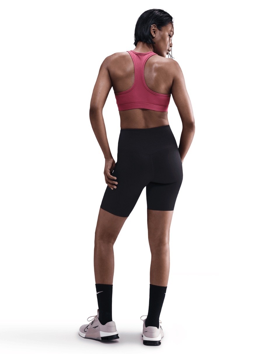Top deportivo Nike para entrenamiento mujer