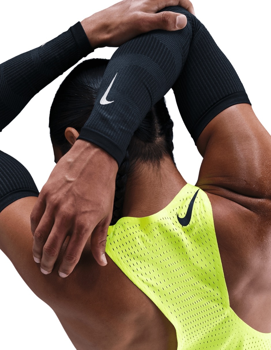 Playera deportiva para correr Nike de hombre