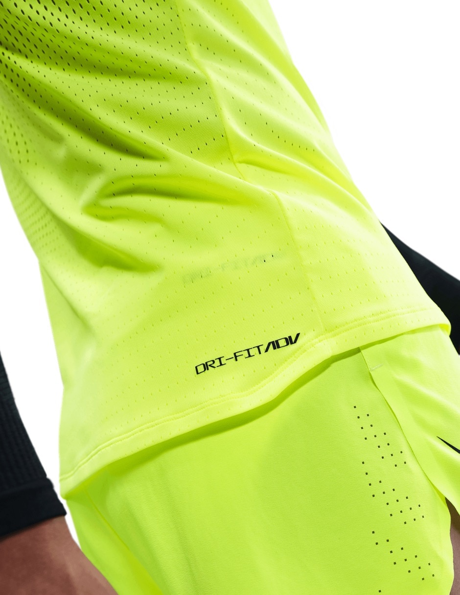 Playera deportiva para correr Nike de hombre