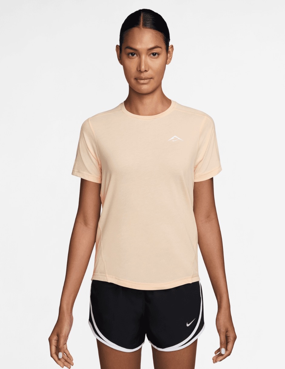 Playera deportiva para correr de mujer Playera deportiva para correr de mujer