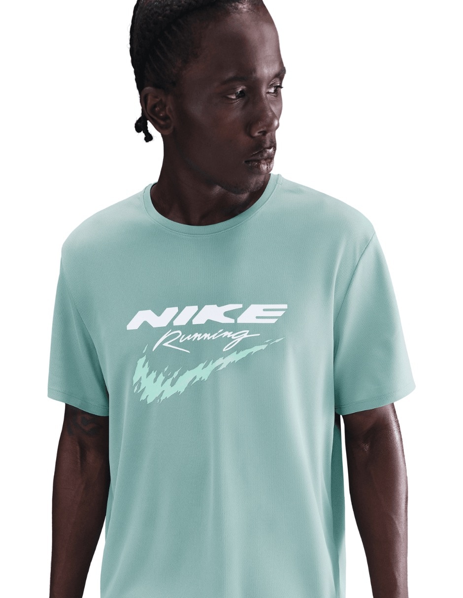Playera deportiva para correr Nike de hombre