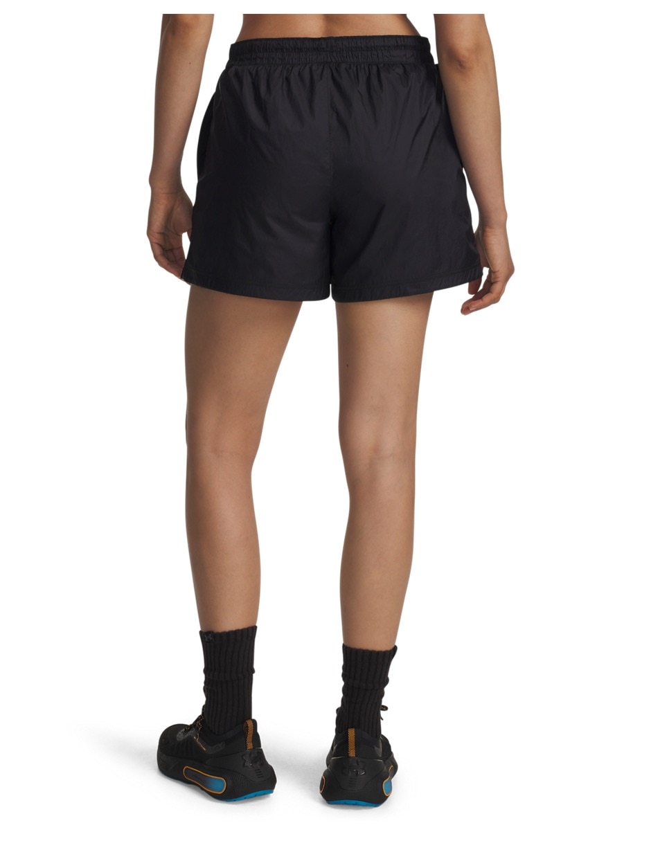 Short Under Armour para entrenamiento mujer