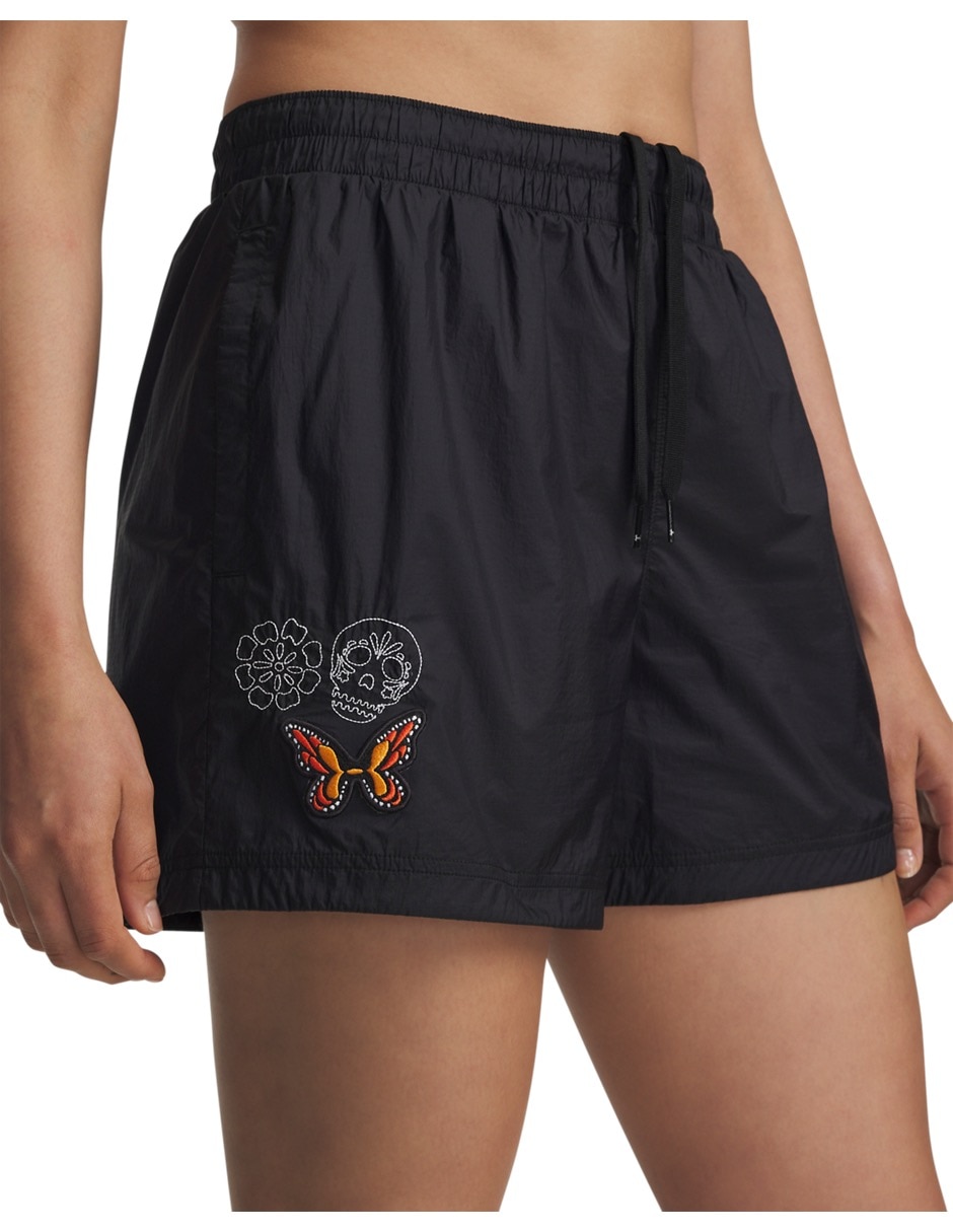 Short Under Armour para entrenamiento mujer