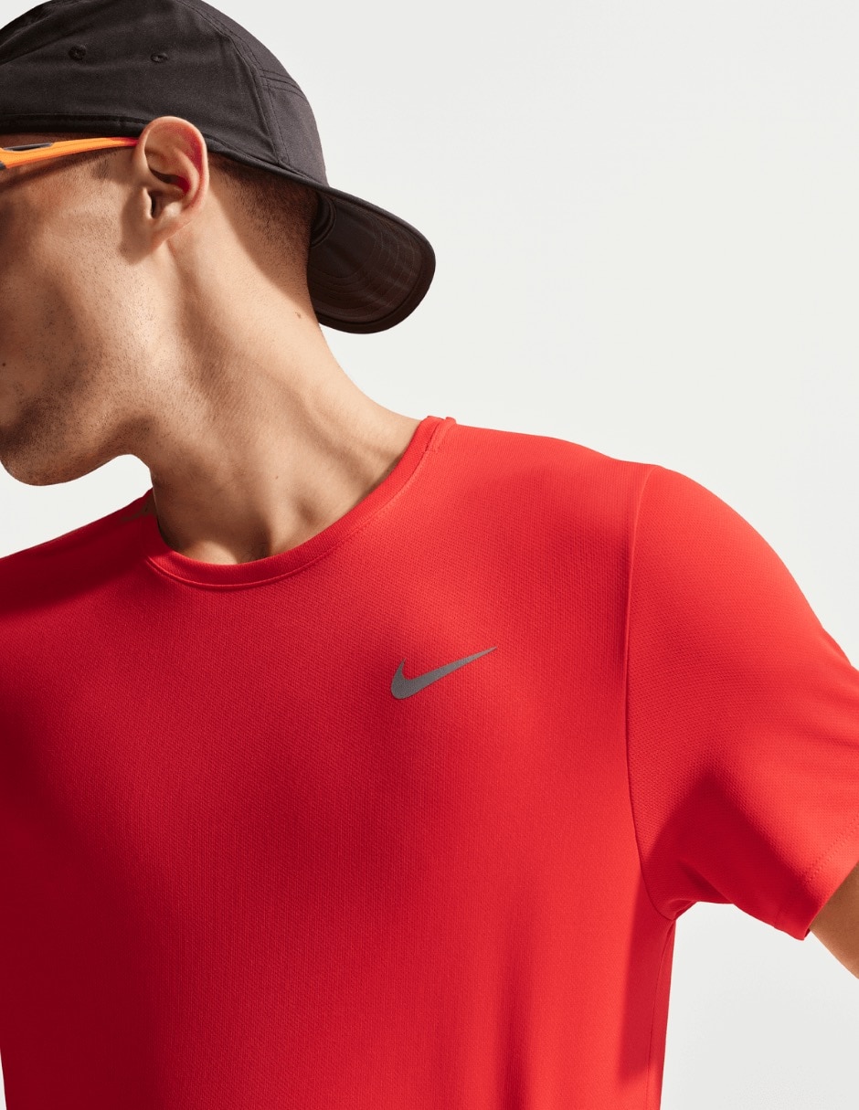 Playera deportiva para correr Nike Miler de hombre