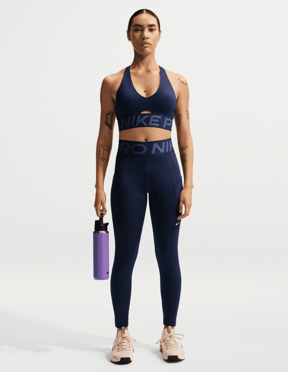 Top deportivo Nike para entrenamiento mujer