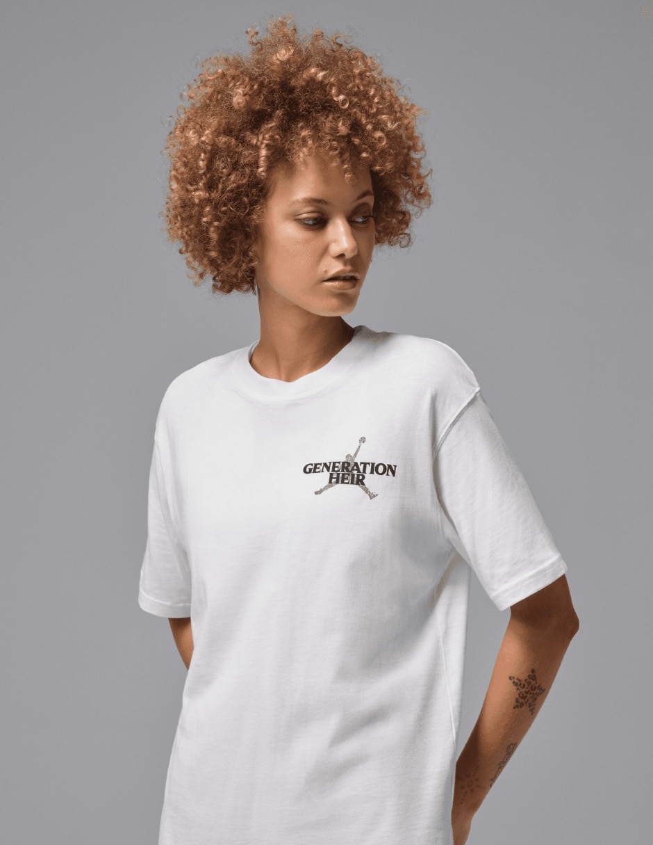 Playera deportiva para básquetbol Nike Women's Dri-FIT Graphic T-Shirt IF222 de mujer