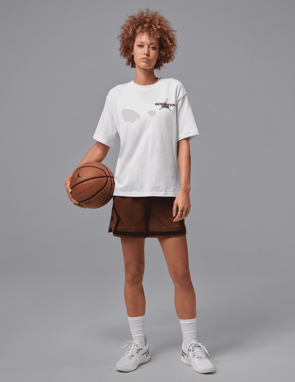 Playera deportiva para básquetbol Nike Women's Dri-FIT Graphic T-Shirt IF222 de mujer