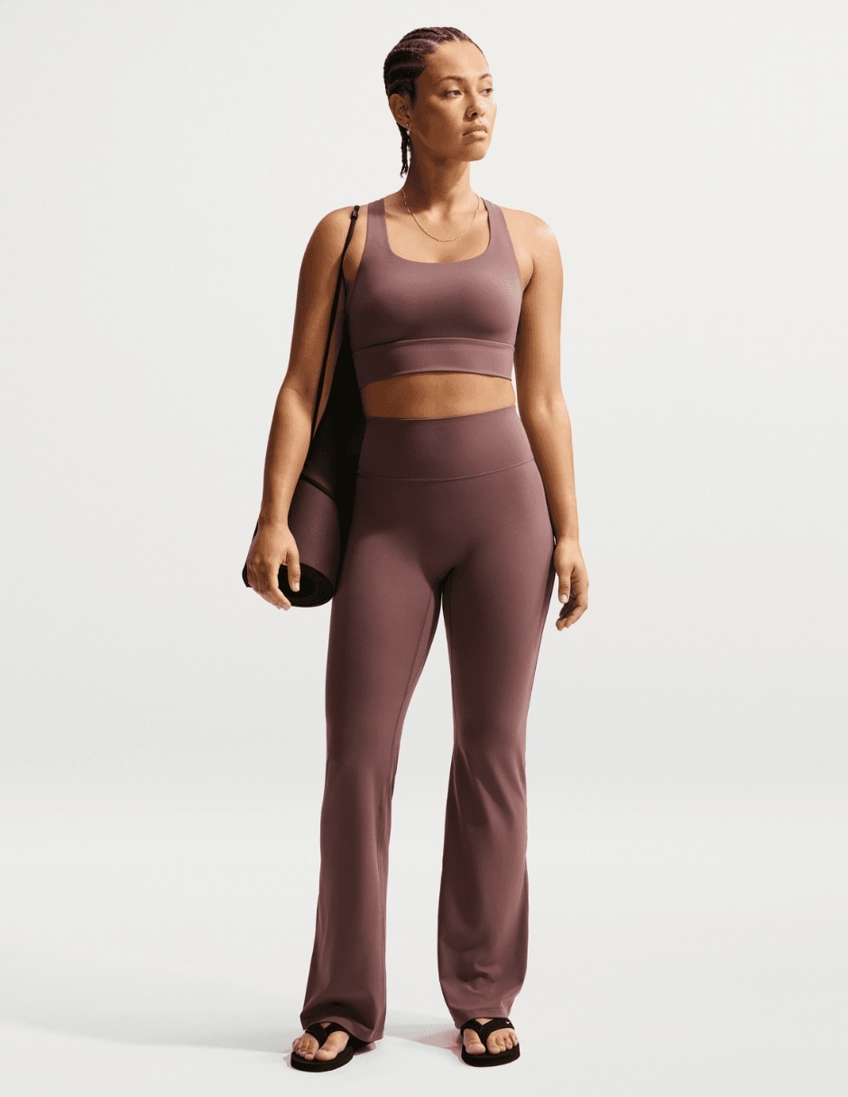 Pants Nike W NK DF Zenvy HR Flare Useam II522 para entrenamiento de mujer