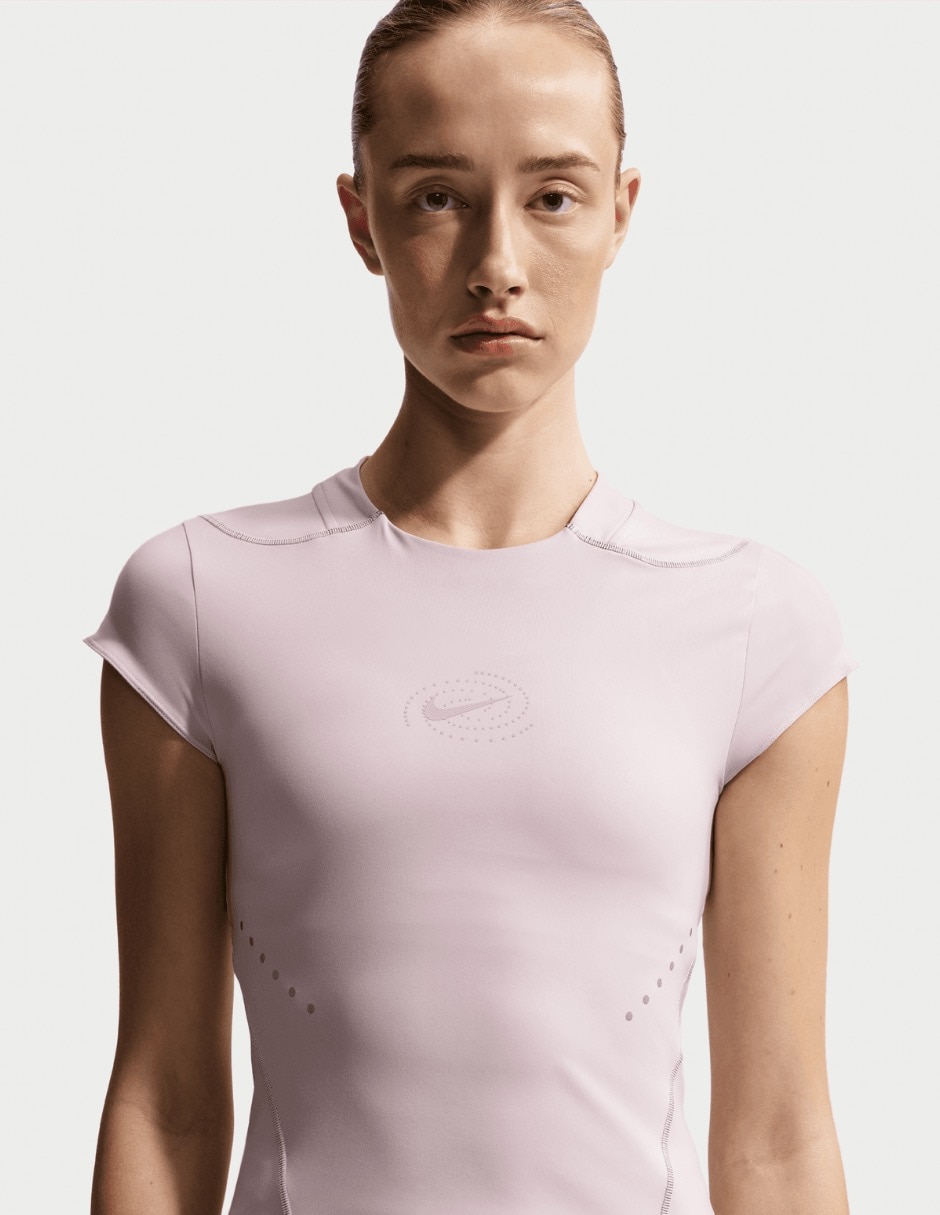 Playera deportiva para correr de mujer Playera deportiva para correr de mujer