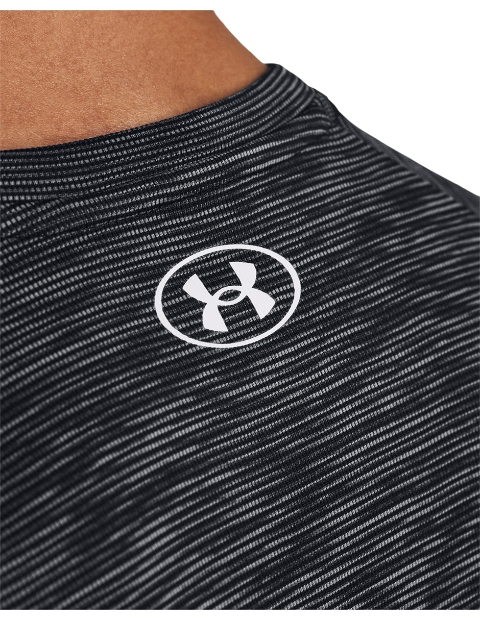 Playera deportiva para entrenamiento UA Tech Textured SS de hombre 3
