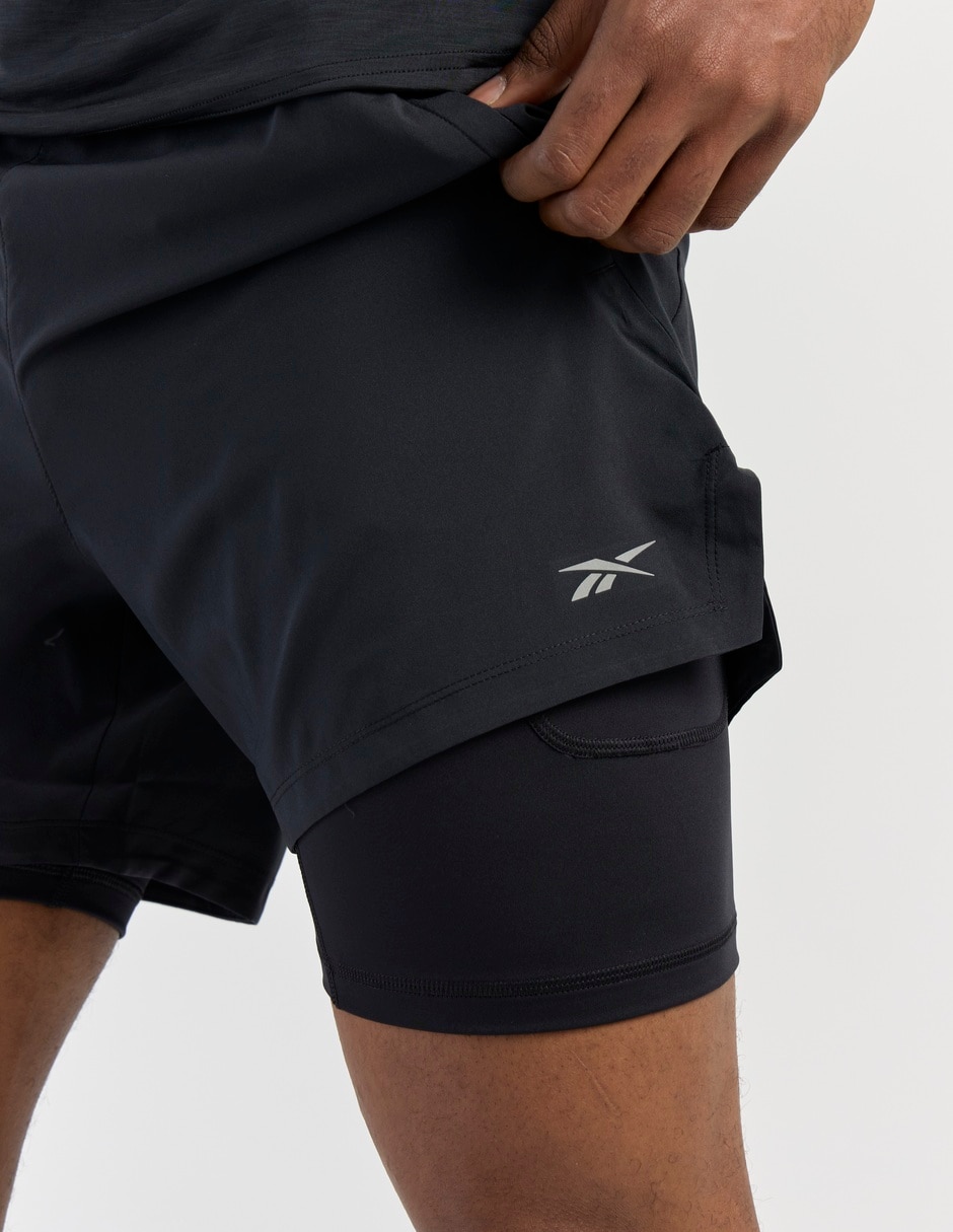 Short efecto doble prenda para correr hombre