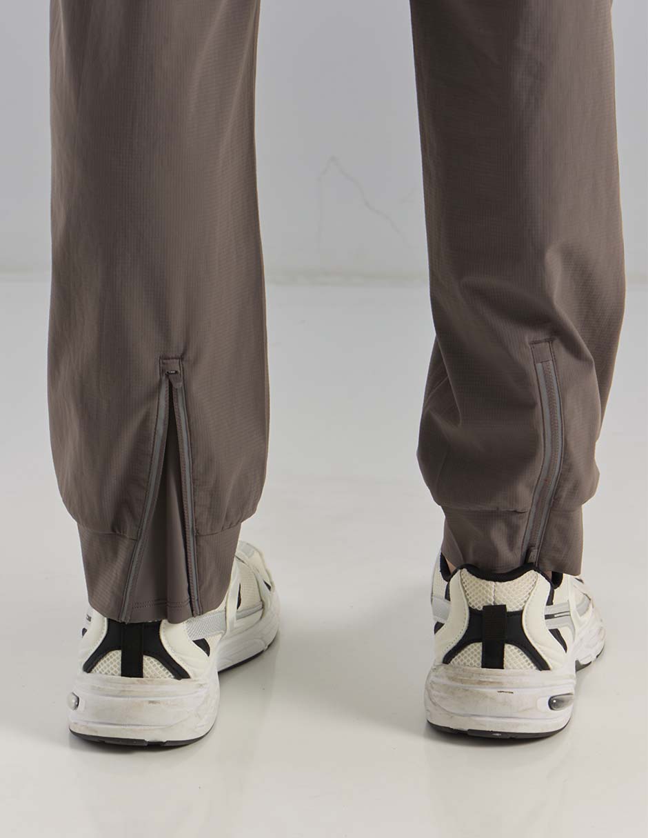 Pantalón cargo para hombre 10