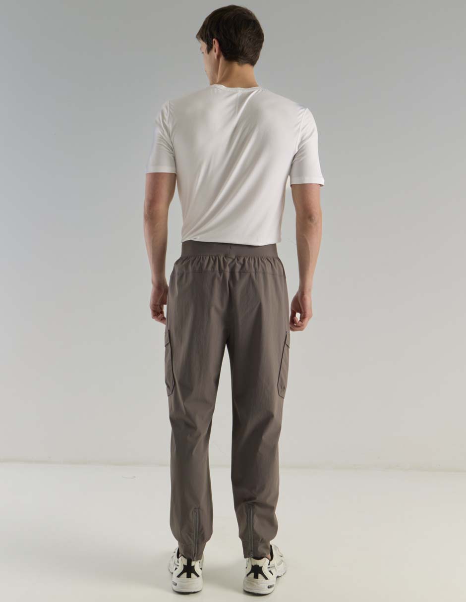 Pantalón cargo para hombre 11