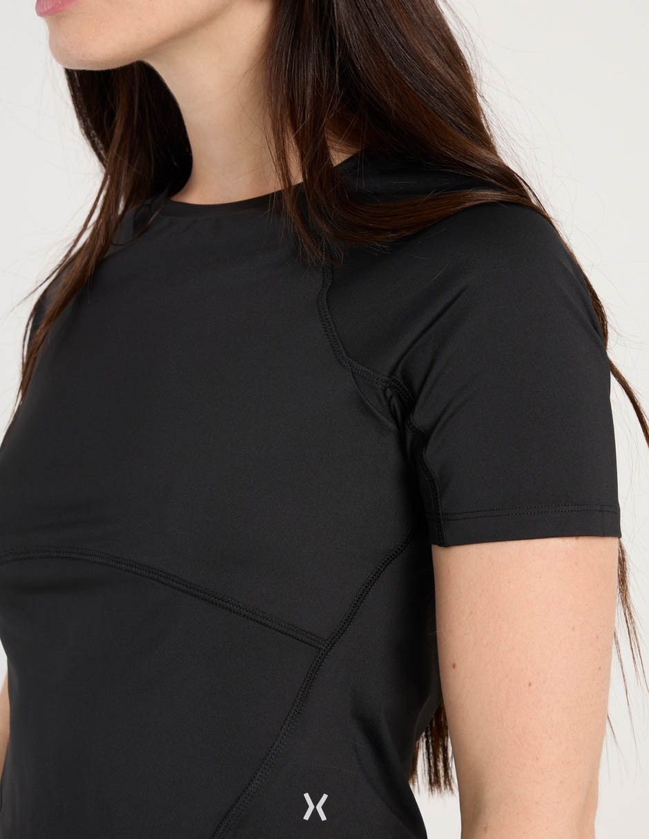 Playera deportiva para correr de mujer 5