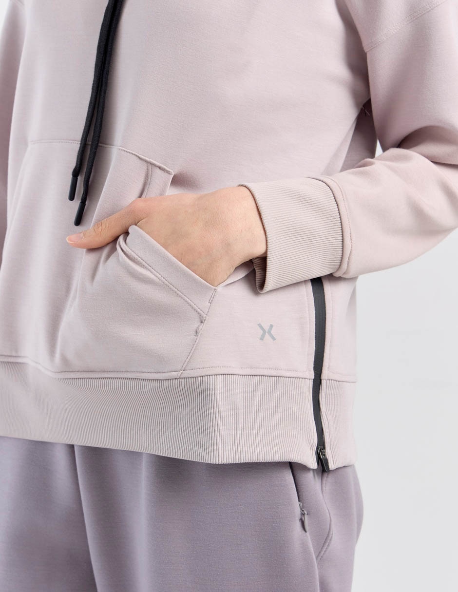 Sudadera con capcuha y bolsa para mujer 5