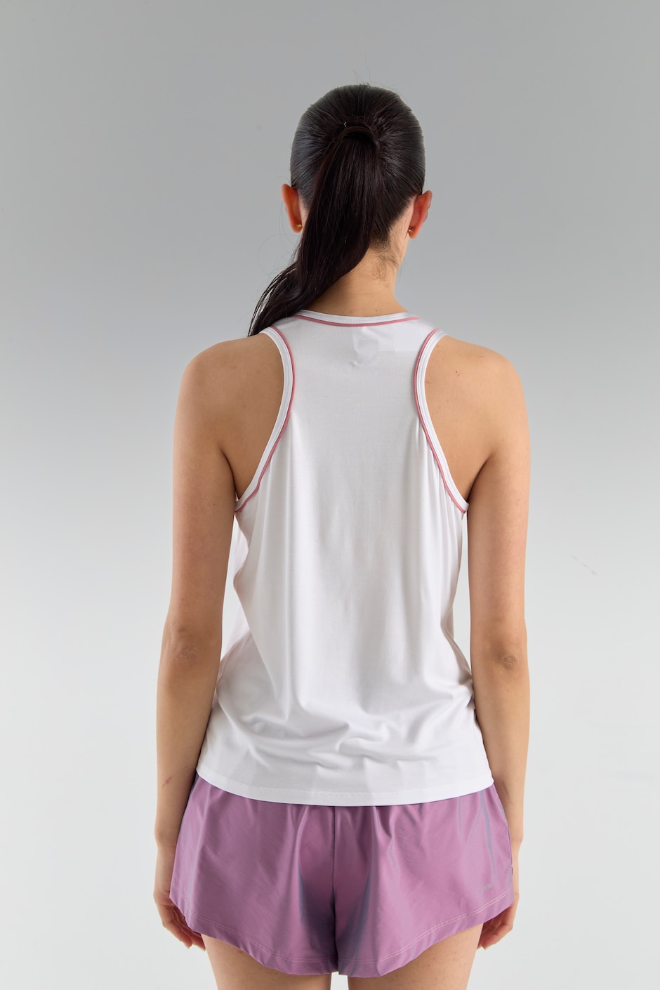 Playera deportiva para entrenamiento para mujer 11