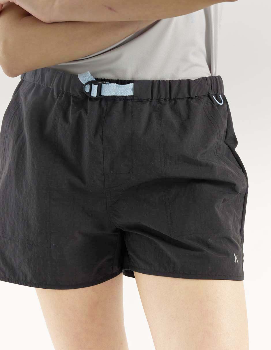 Short bolsa con cierre para outdoor mujer 4