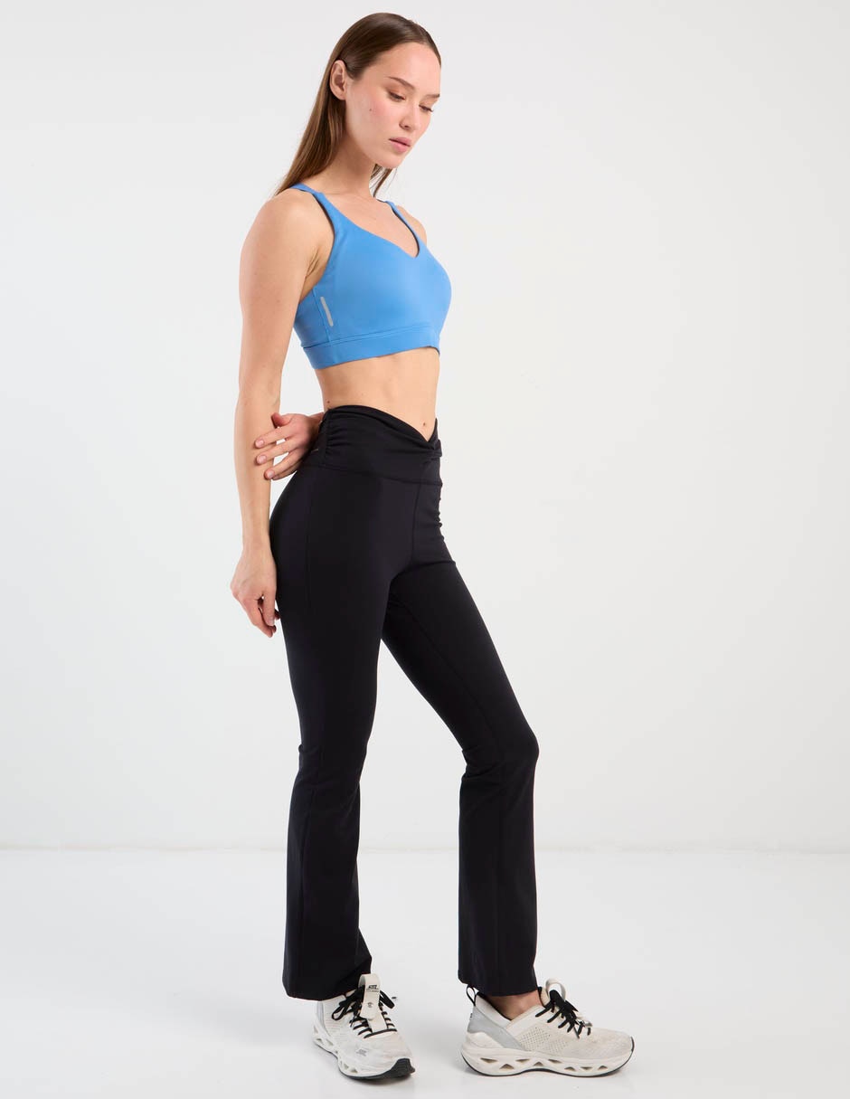 Pantalón deportivo flare para entrenamiento para mujer 2