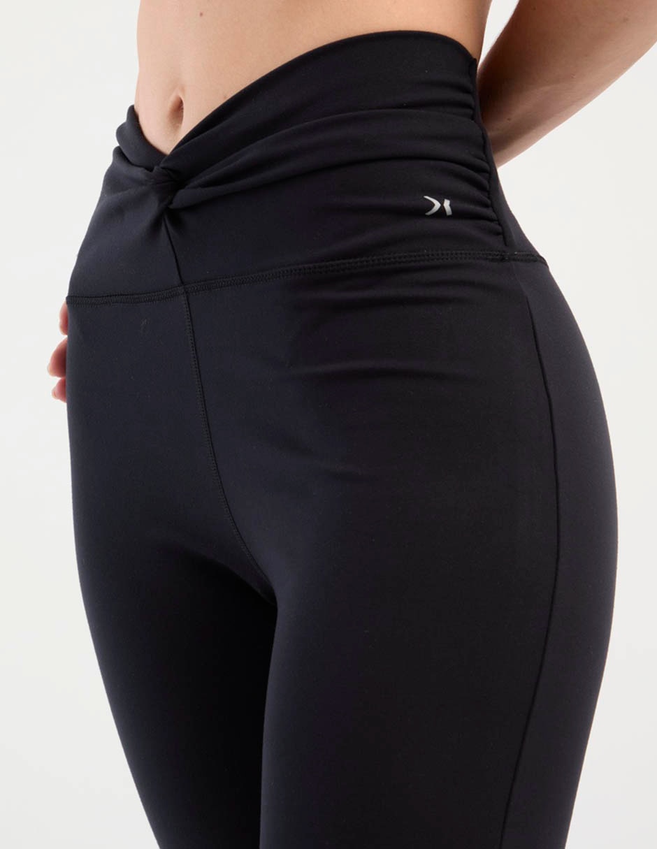 Pantalón deportivo flare para entrenamiento para mujer 5
