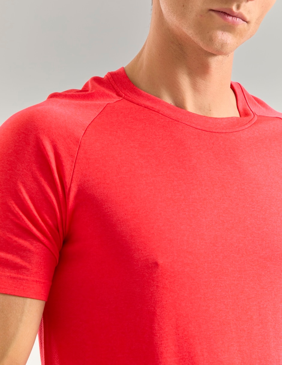 Playera deportiva para entrenamiento de hombre 4