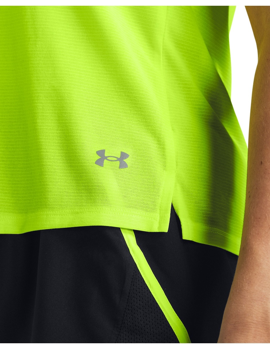 Playera deportiva para correr Under Armour UA LAUNCH SHORTSLEEVE de mujer
