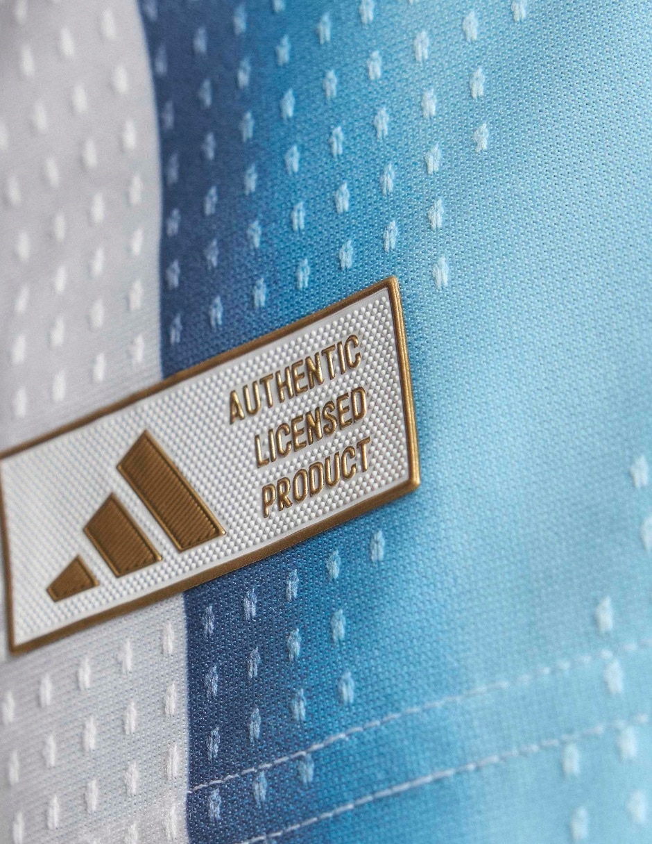 Jersey de Selección de fútbol de Argentina visitante authentic de Lionel Messi manga corta Mundial Adidas jugador para hombre