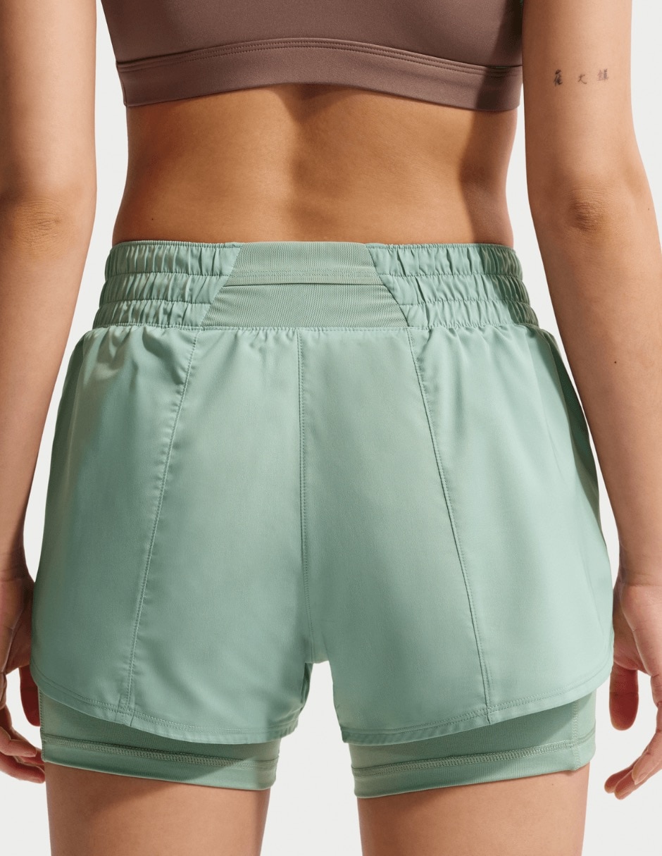 Short con bolsillos Nike para entrenamiento mujer