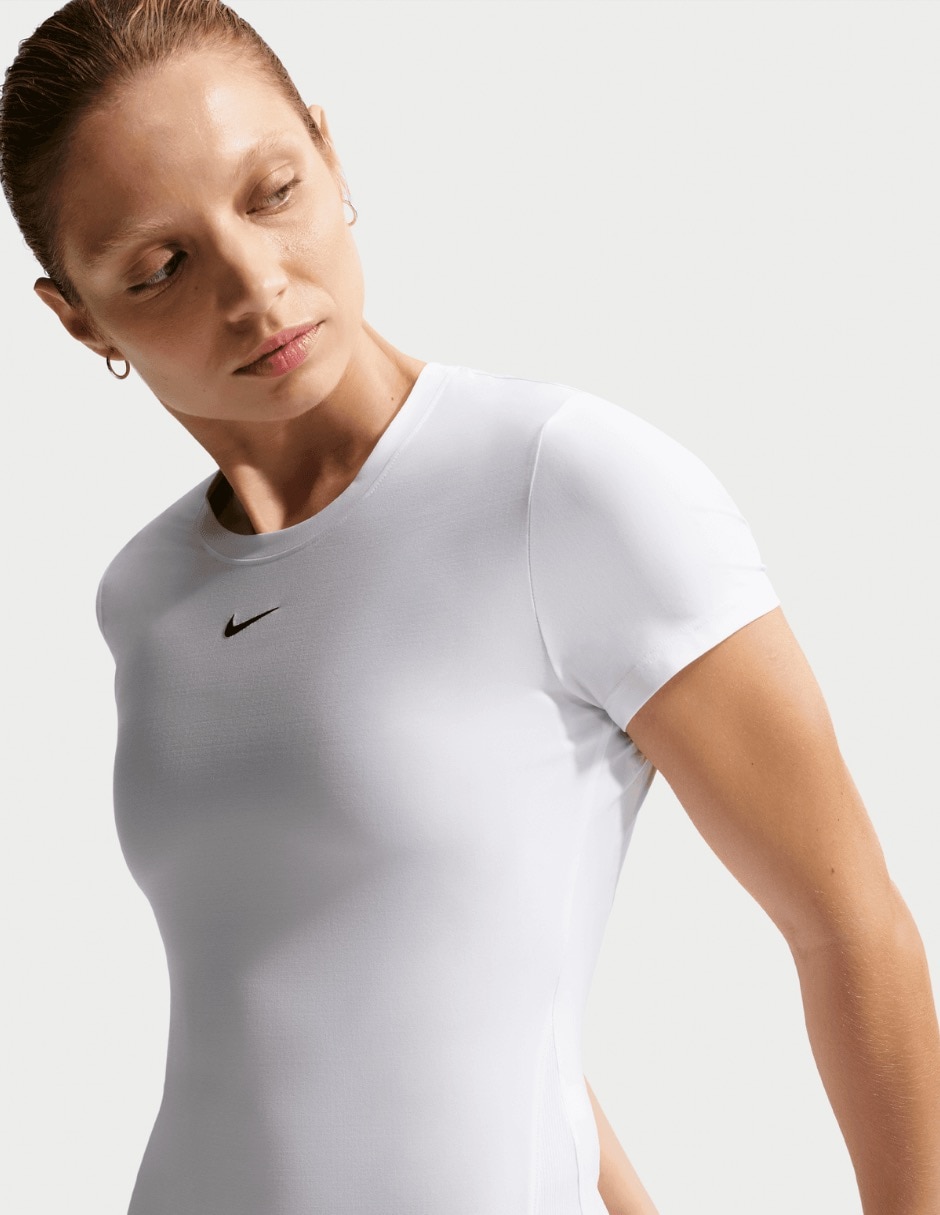 Playera deportiva para entrenamiento W NK DF Vctry SS Top de mujer Playera deportiva para entrenamiento W NK DF Vctry SS Top de mujer