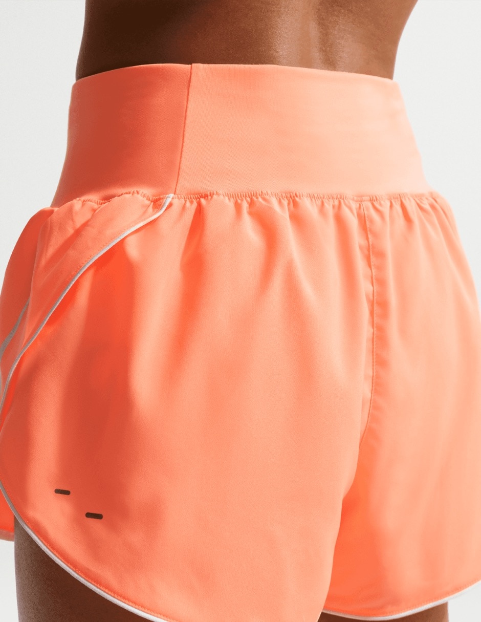 Short con bolsillos para entrenamiento mujer 3