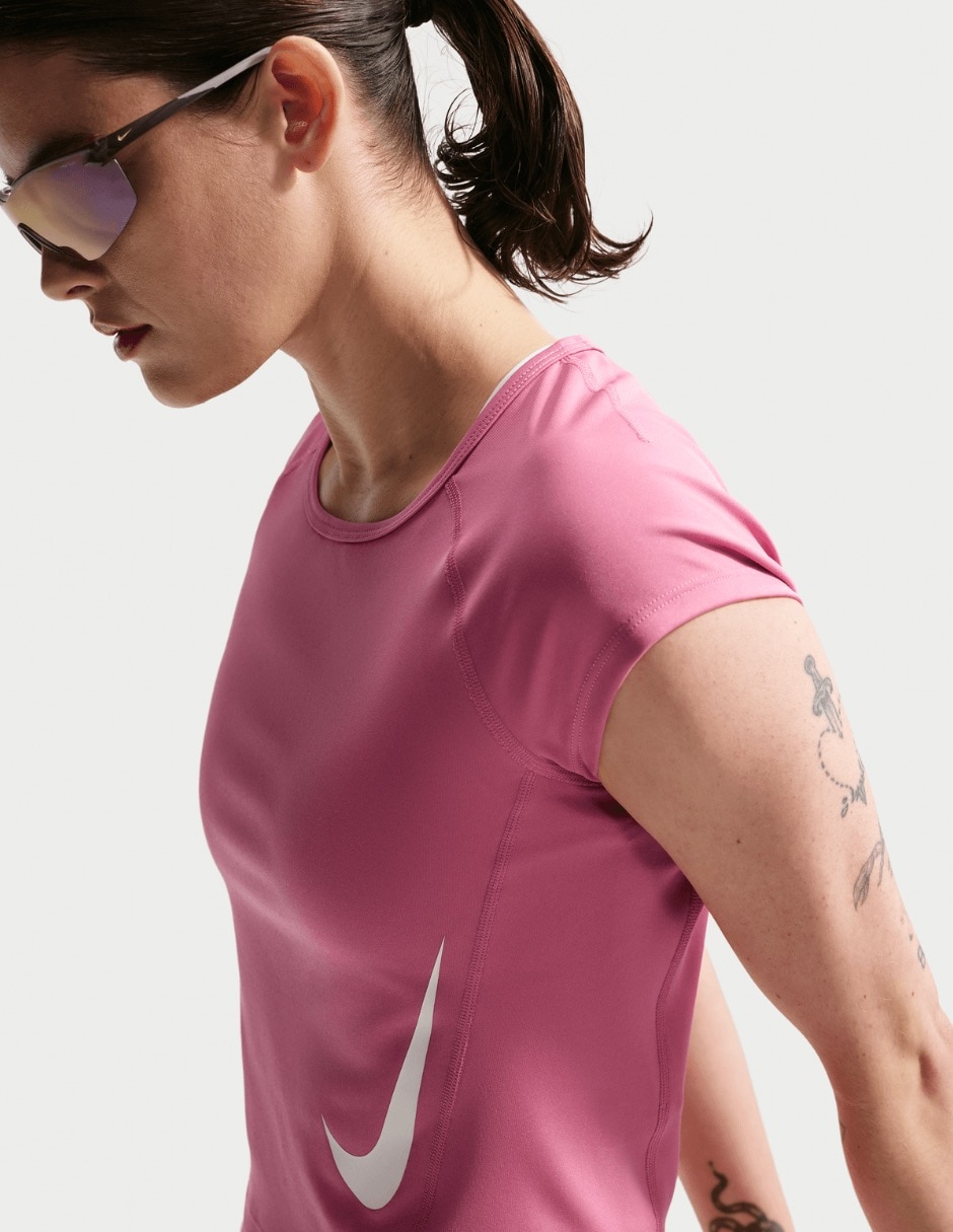 Playera deportivapara entrenamiento nike w nk tempo swoosh run dfde mujer