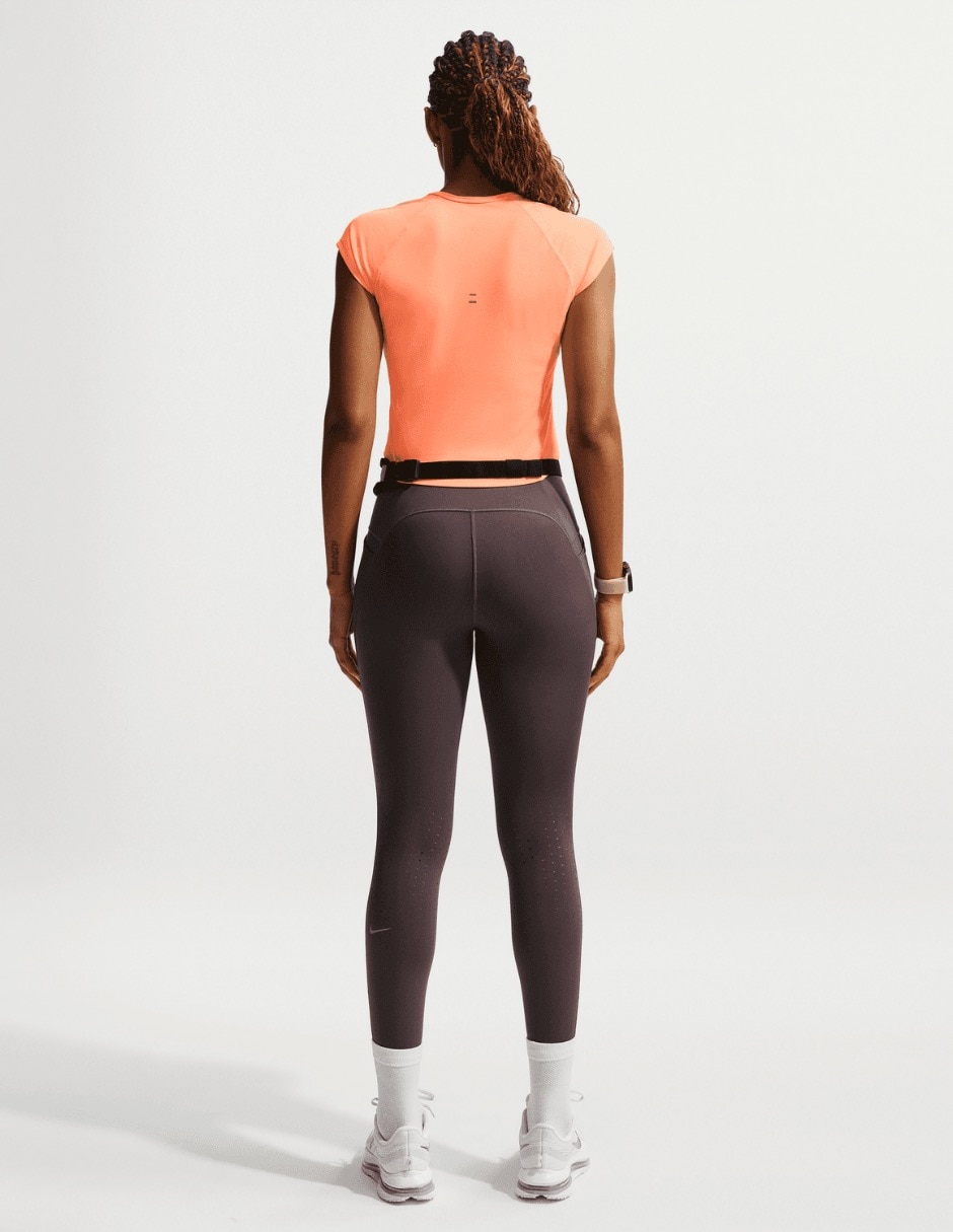 Playera deportiva para correr de mujer 2