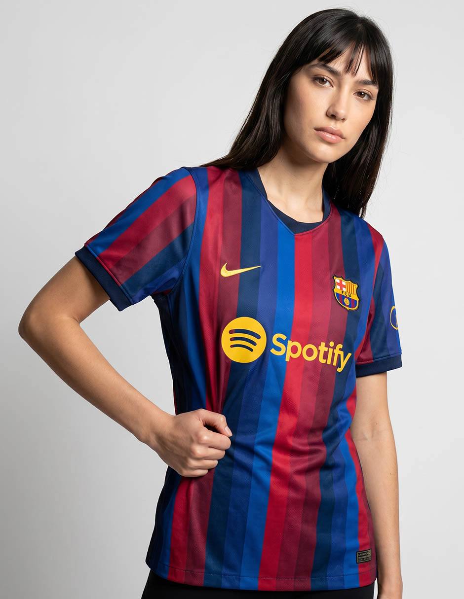 Playera deportiva para fútbol Nike Fútbol Club Barcelona para mujer
