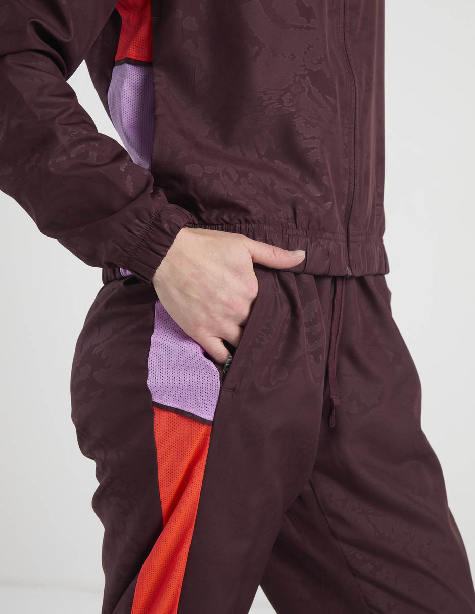 Conjunto deportivo nike con jareta para mujer