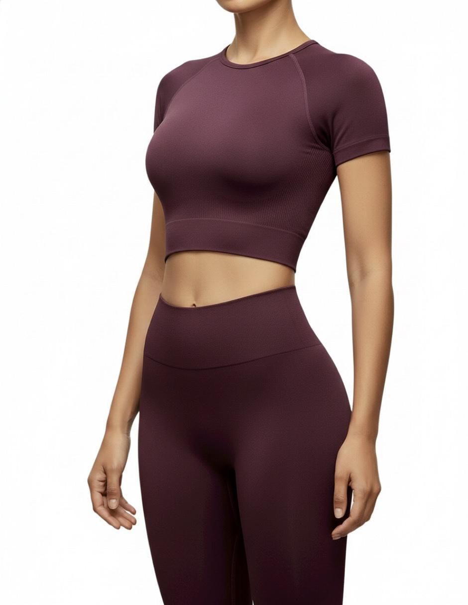 Conjunto deportivo ajustado con elástico para mujer 2