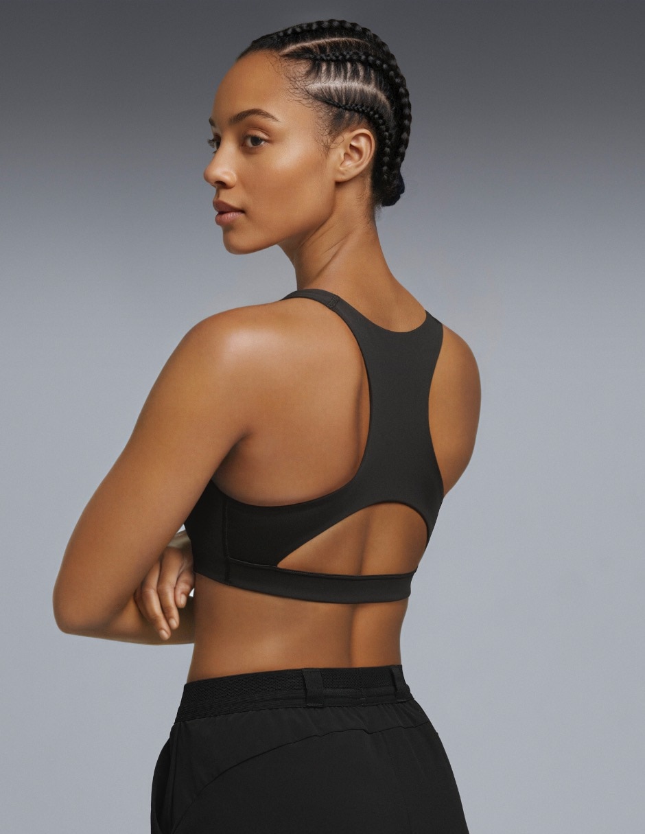 Top deportivo Puma X Hyrox Tech Bra para entrenamiento mujer