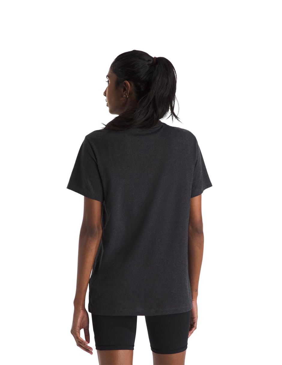 Playera para entrenamiento de mujer 4