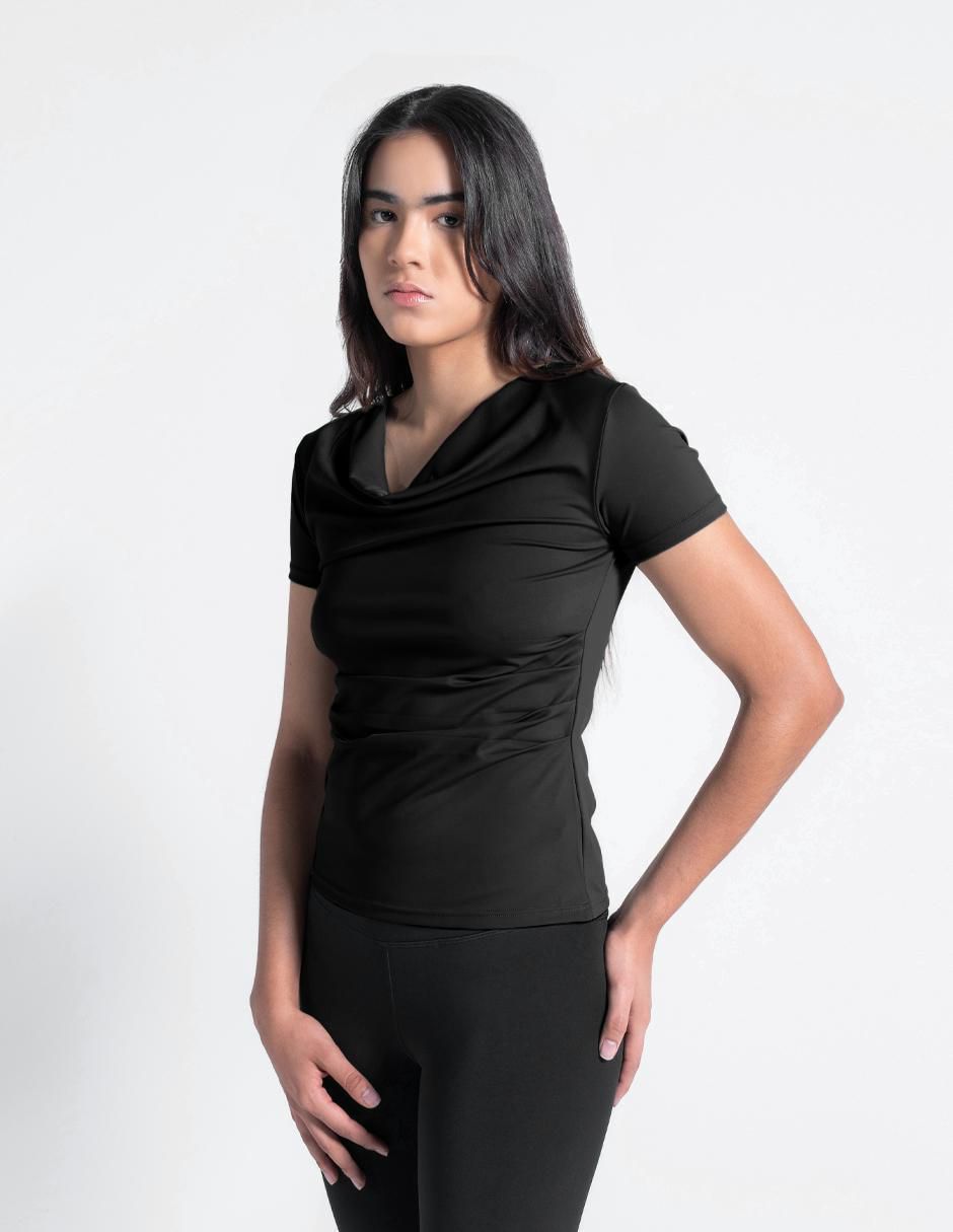 Playera deportiva para entrenamiento de mujer 3