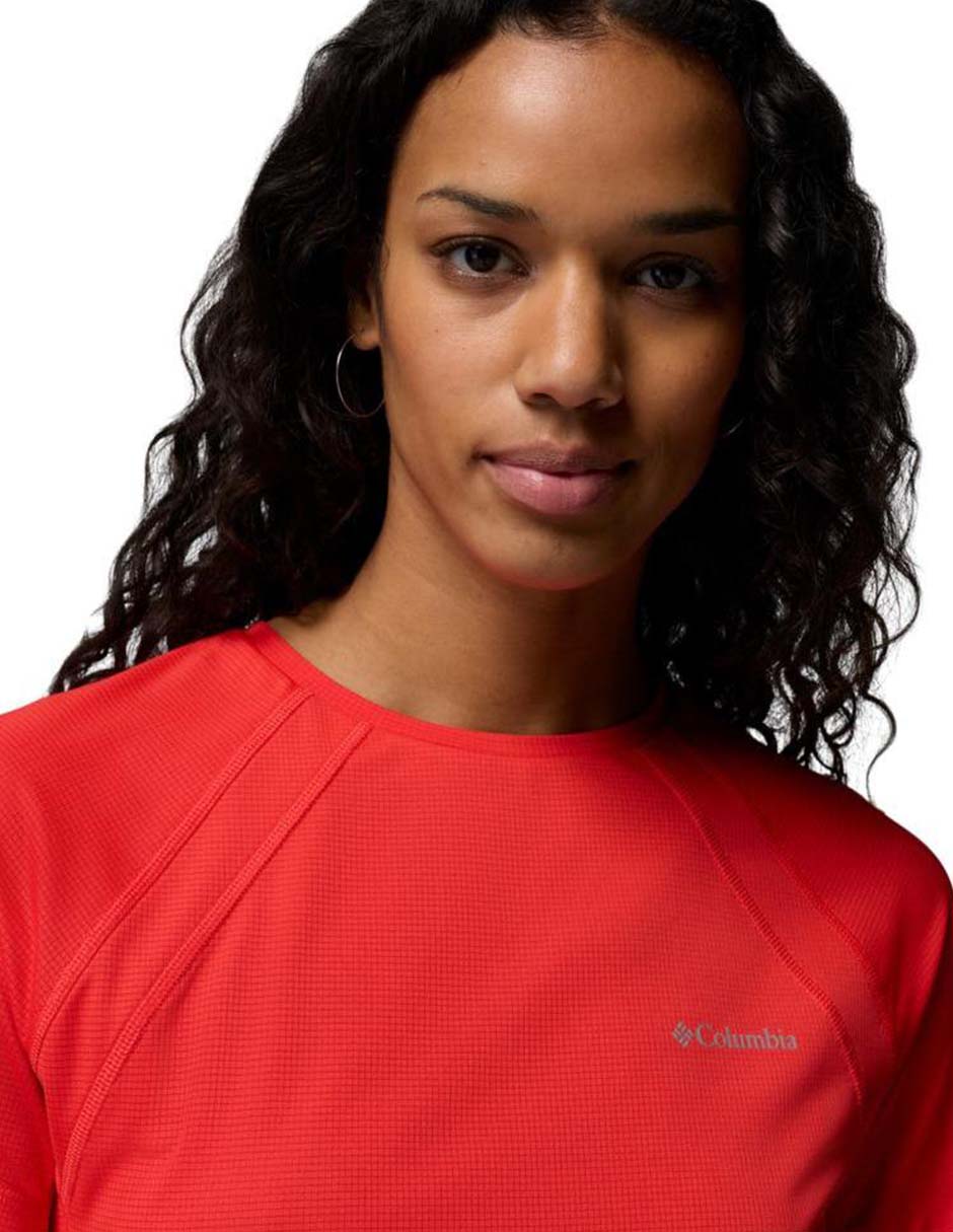 Playera deportiva para outdoor de mujer 3