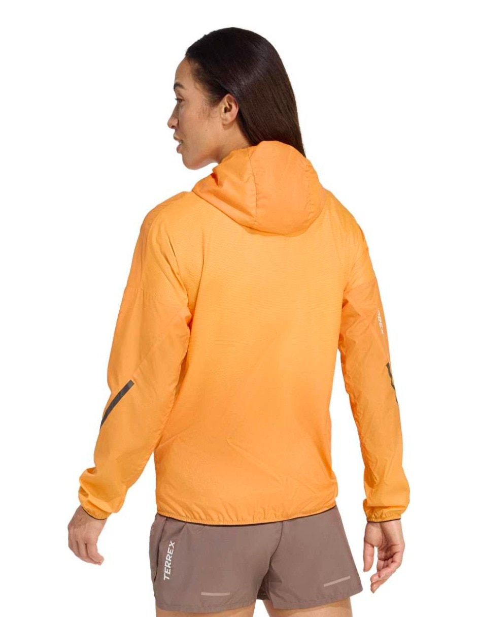 Rompevientos deportivo para mujer